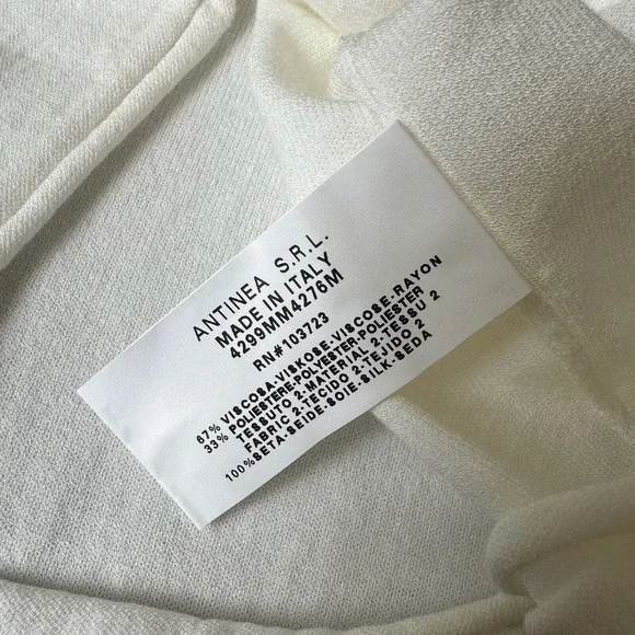 EMPORIO ARMANI Polka Dot Lace-Trim S/S Knit Top Scoop Neck in White - Picture 6 of 8